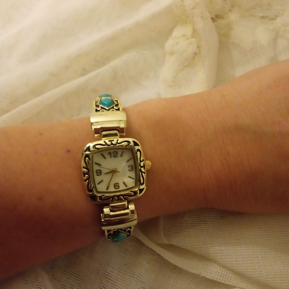 NEW W/ BOX Unisex Pavana Wrist Watch with Turquoise Stones - Picture 5 of 8